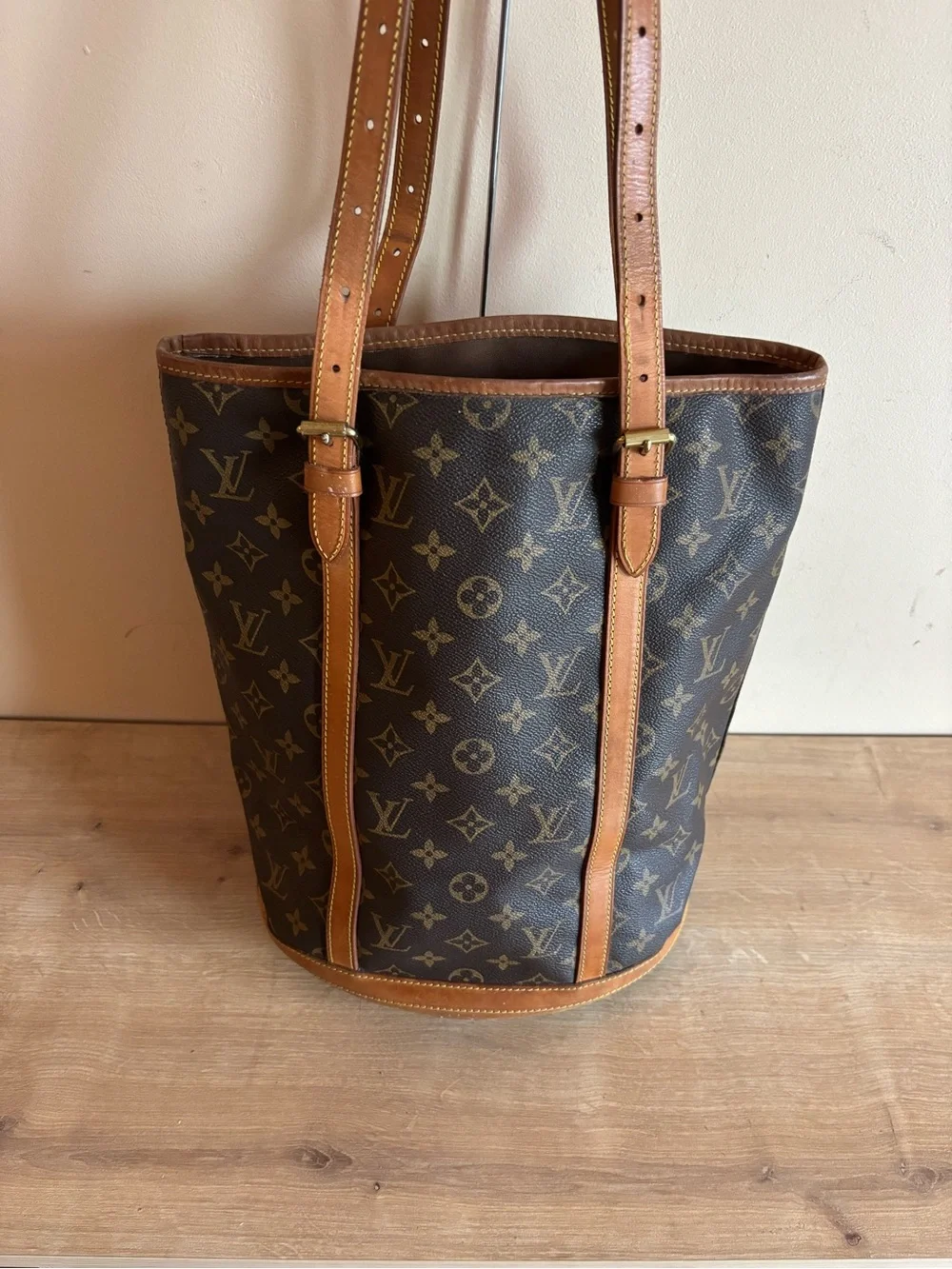 Authentic Louis Vuitton monogram bucket GM